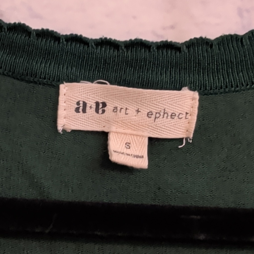 Art + Ephect Elegant Green Wrap Sweater Dress Size Small - Picture 5 of 7